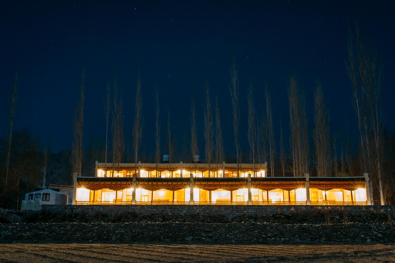 Ladakh Sarai Resort Лех Екстериор снимка