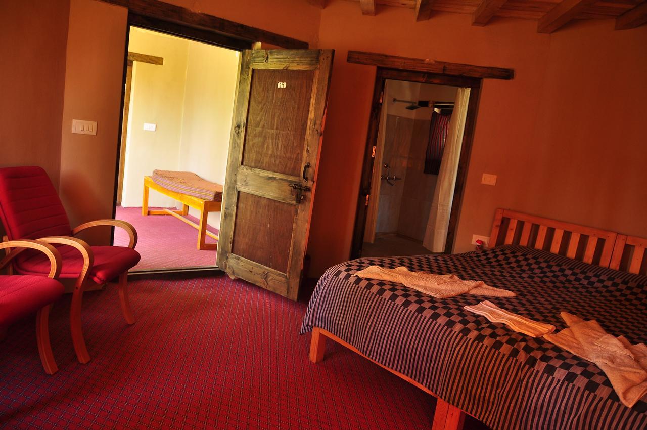 Ladakh Sarai Resort Лех Екстериор снимка