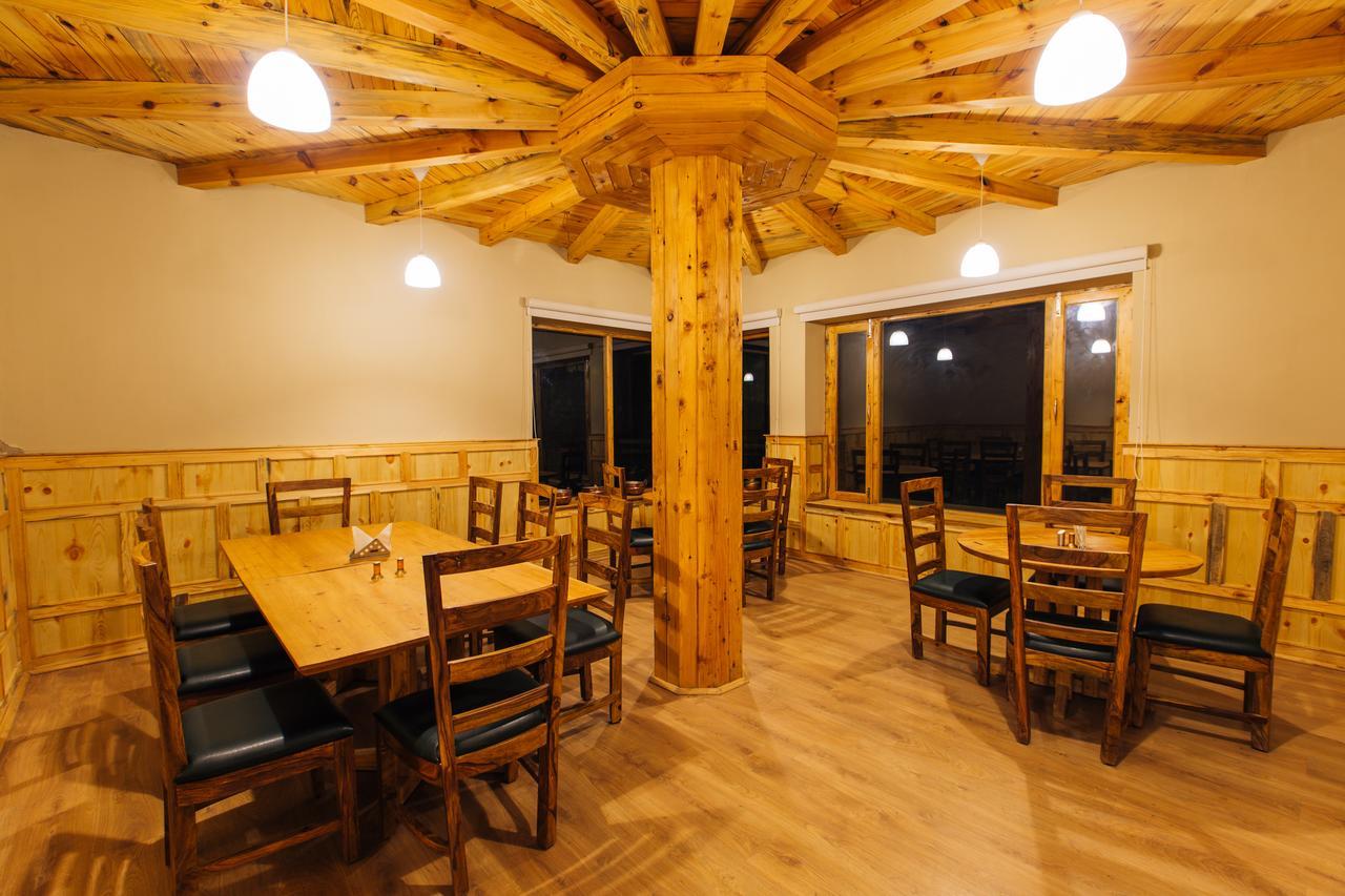 Ladakh Sarai Resort Лех Екстериор снимка